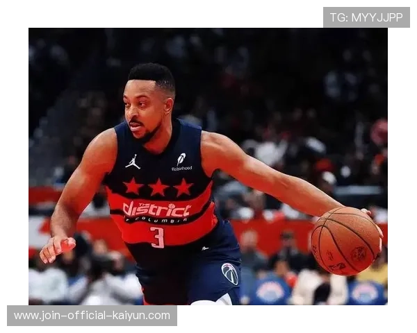 米切尔急停跳投稳稳命中，爵士守住主场